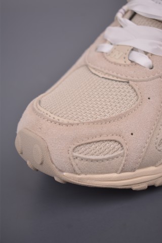 New Balance 204L view 6