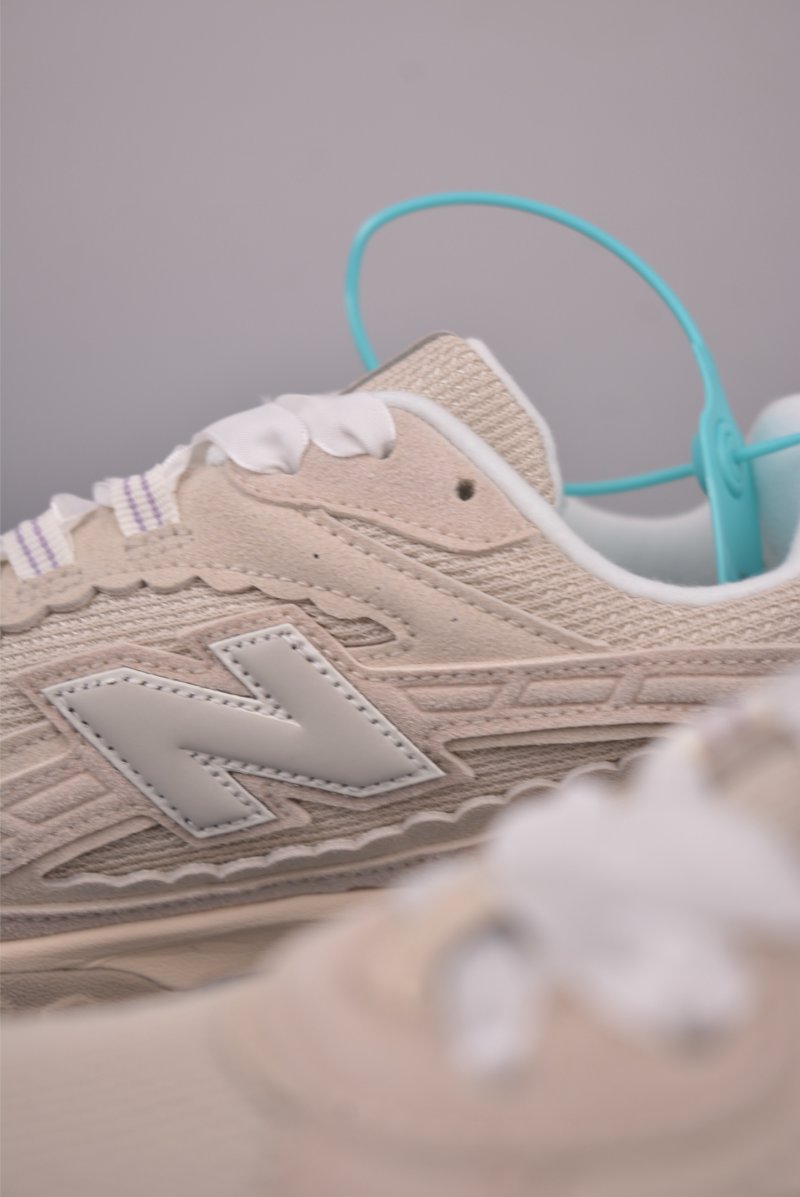 New Balance 204L view