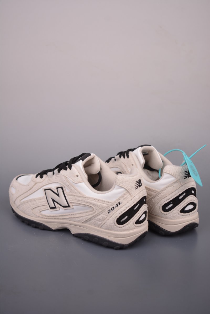 New Balance 204 view