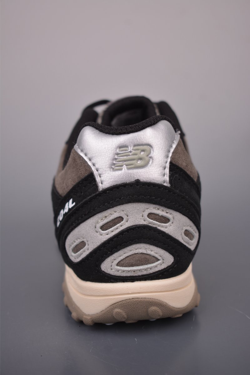 New Balance 204 view