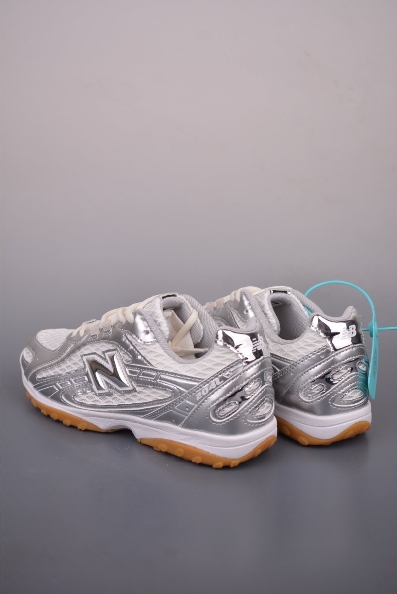 New Balance 204 view