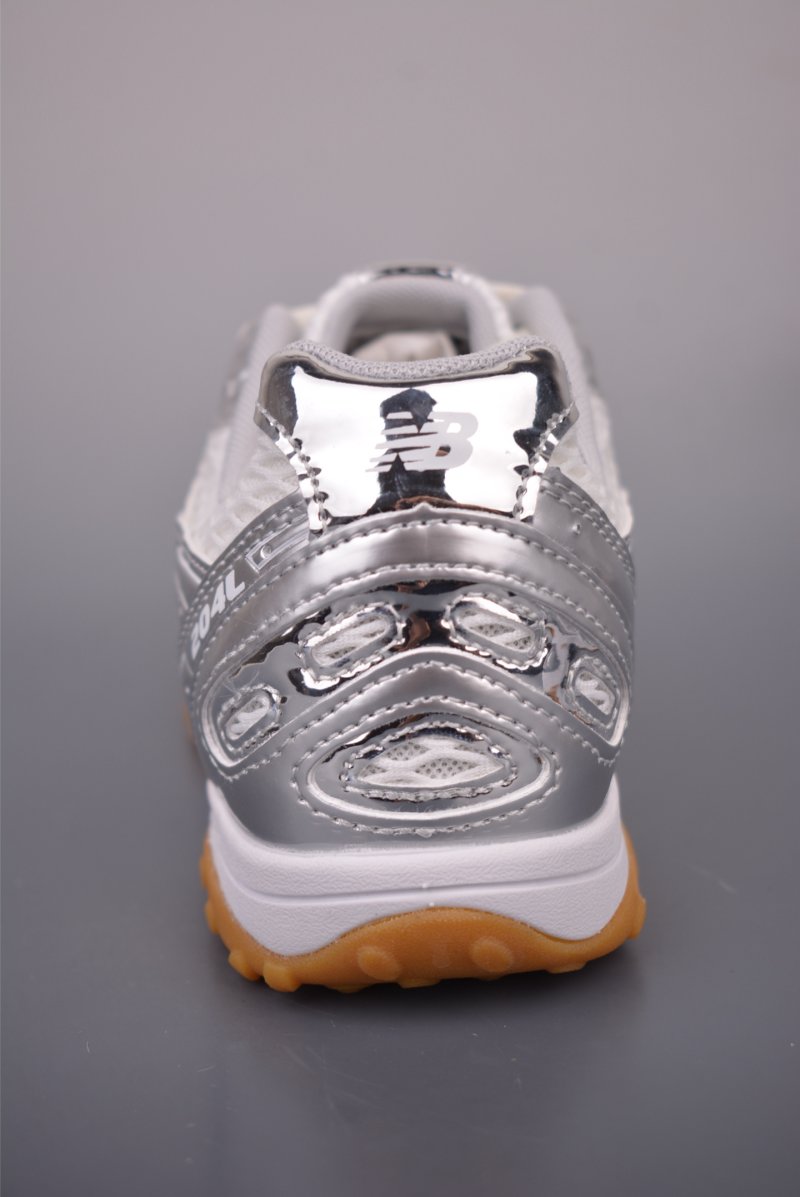 New Balance 204 view