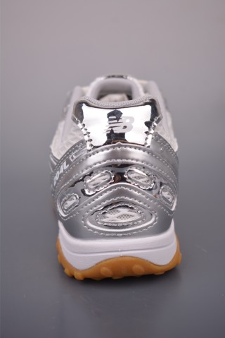 New Balance 204 view 4
