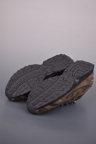 New Balance 204 view 3