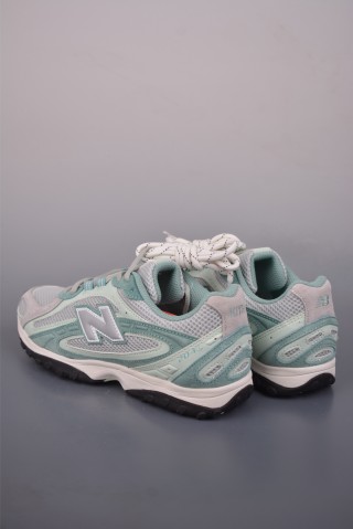 New Balance 204 view 2