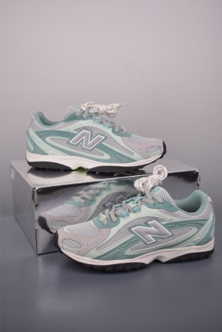 New Balance 204 view 5