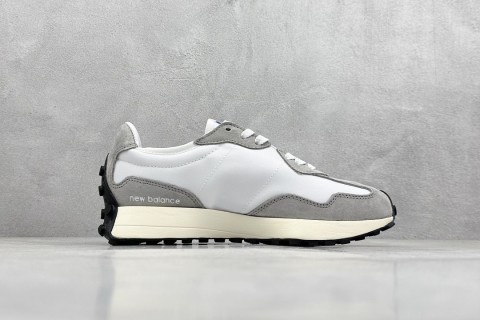 New Balance 327 view 2