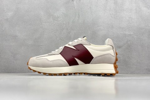 New Balance 327 view 1