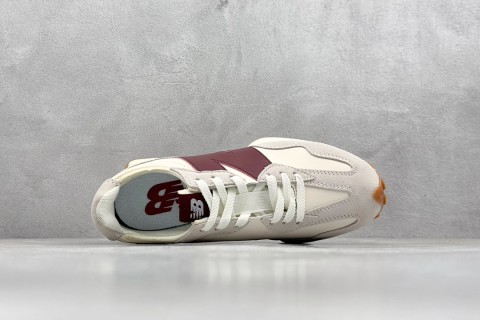 New Balance 327 view 3