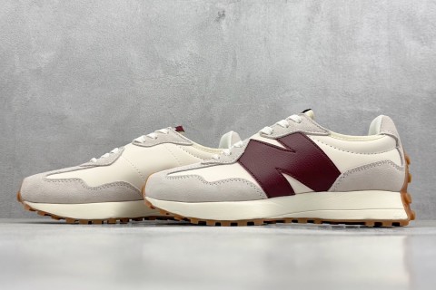 New Balance 327 view 5
