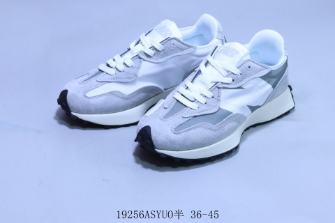 New Balance 327 view 5