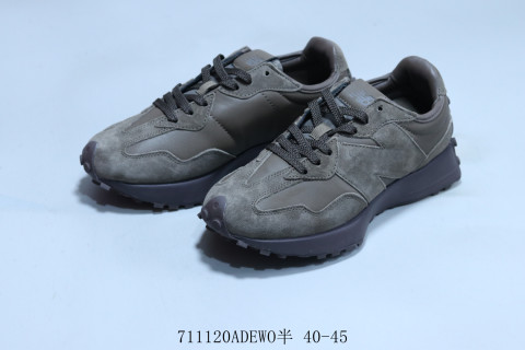 New Balance 327 view 5
