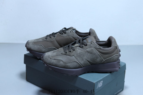New Balance 327 view 6