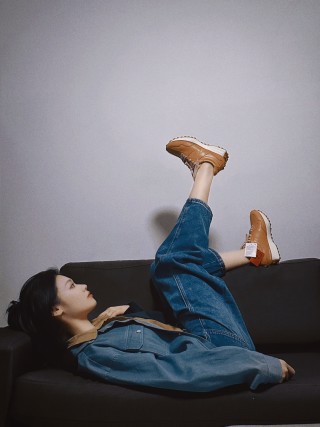 New Balance 327 view 6