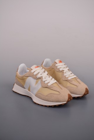 New Balance 327 view 1