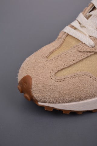 New Balance 327 view 6