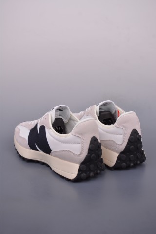 New Balance 327 view 2