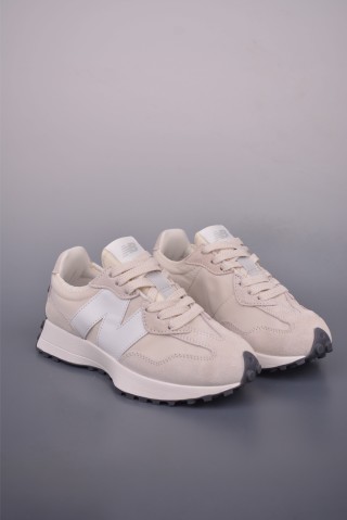 New Balance 327 view 1