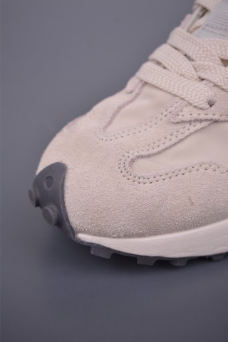 New Balance 327 view 6