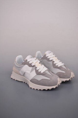 New Balance 327 view 1