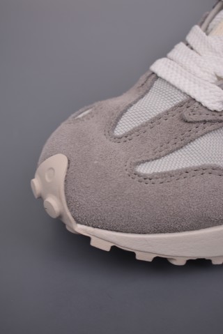 New Balance 327 view 6
