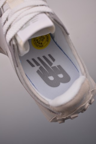 New Balance 327 view 9