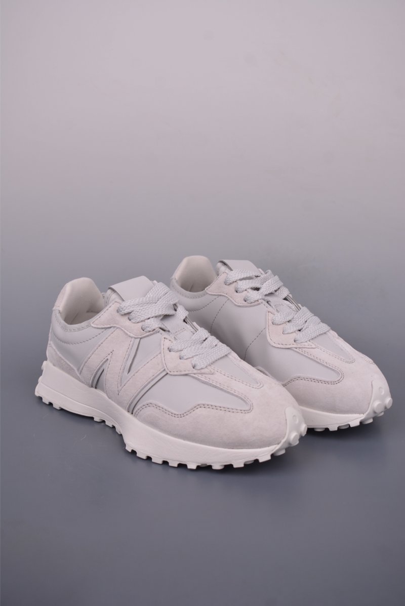 New Balance 327