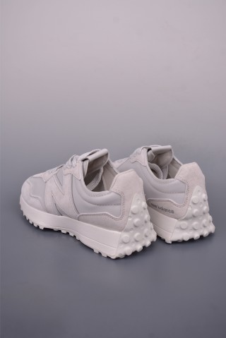 New Balance 327 view 2