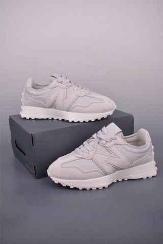 New Balance 327 view 5