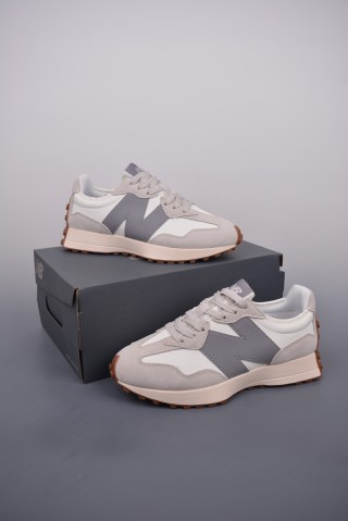 New Balance 327 view 5