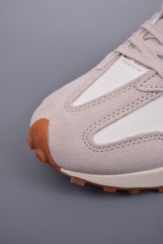 New Balance 327 view 6