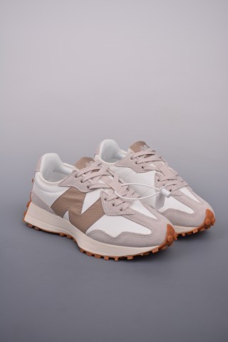New Balance 327 view 1