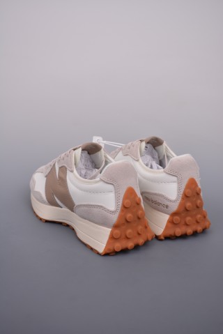 New Balance 327 view 2