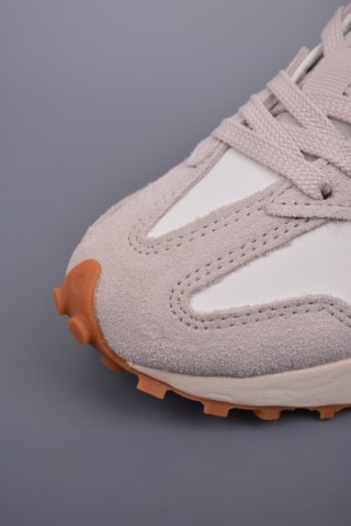 New Balance 327 view 6