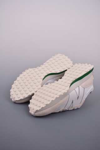 New Balance 327 view 3