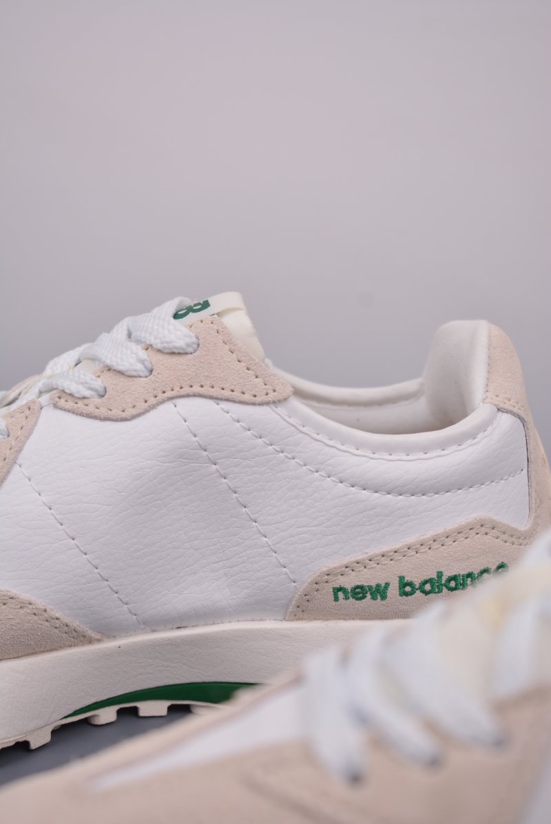 New Balance 327 view