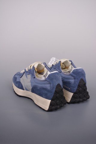 New Balance 327 view 2