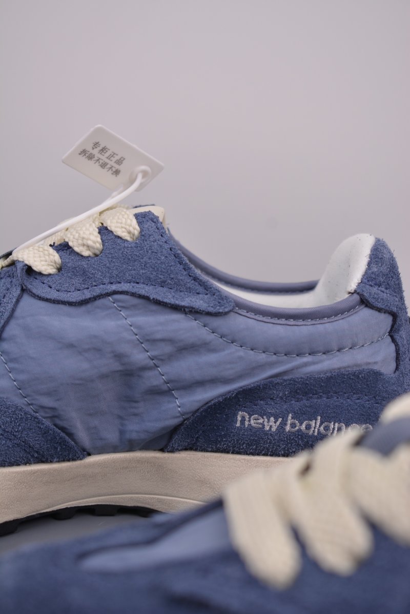 New Balance 327 view