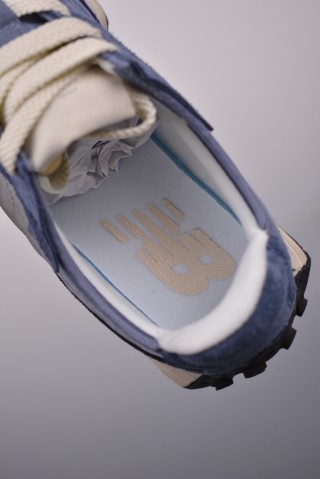 New Balance 327 view 9