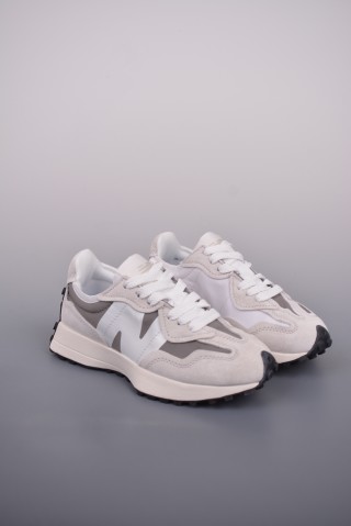 New Balance 327 view 1