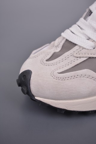 New Balance 327 view 6