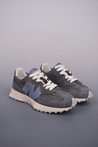 New Balance 327