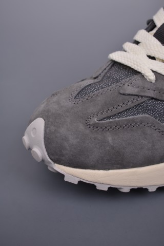 New Balance 327 view 6