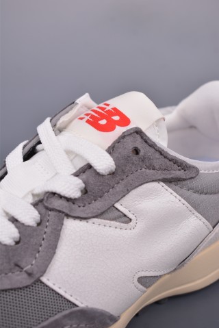 New Balance 327 view 7