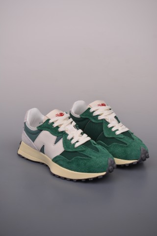 New Balance 327 view 1