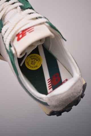 New Balance 327 view 9