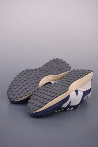 New Balance 327 view 3