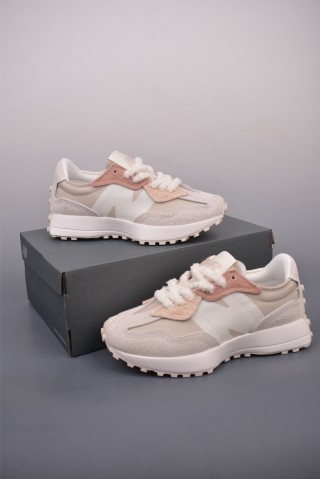 New Balance 327 view 5