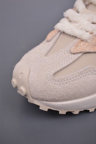 New Balance 327 view 6
