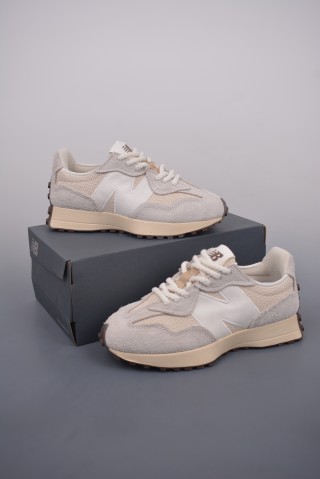 New Balance 327 view 5